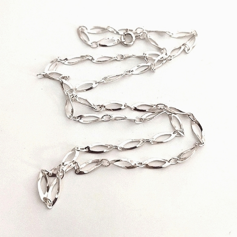Sterling Elegance Sterling Silver Oval Links Chain